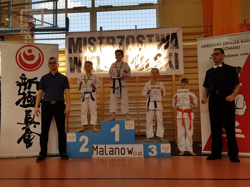 Kolejny świetny start karateków z Niekłania! [zdjęcia]
