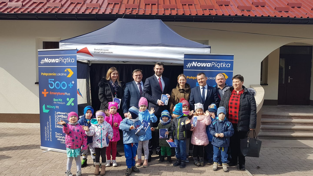 Rząd promował #Nową Piątkę w naszych miastach i wsiach [wideo, zdjęcia]