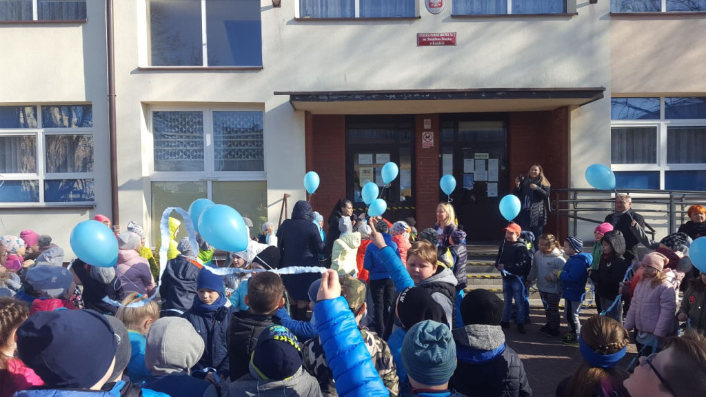 Solidarni w Światowy Dzień Świadomości Autyzmu [zdjęcia, wideo]