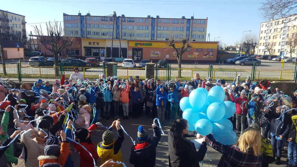 Solidarni w Światowy Dzień Świadomości Autyzmu [zdjęcia, wideo]