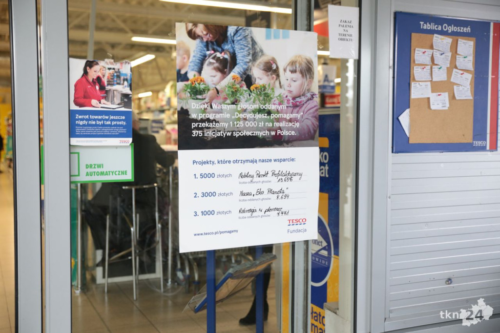 Klienci koneckiego Tesco zadecydowali komu przyznać granty [wideo, zdjęcia]