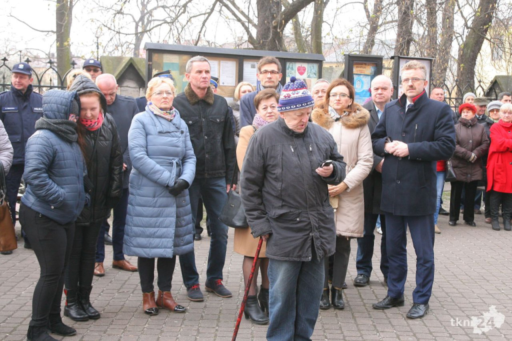 Konecczanie powitali relikwie Krzyża Świętego [fotogaleria]