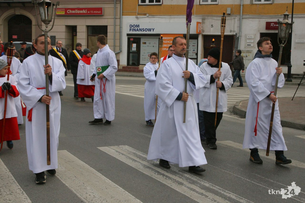 Konecczanie powitali relikwie Krzyża Świętego [fotogaleria]