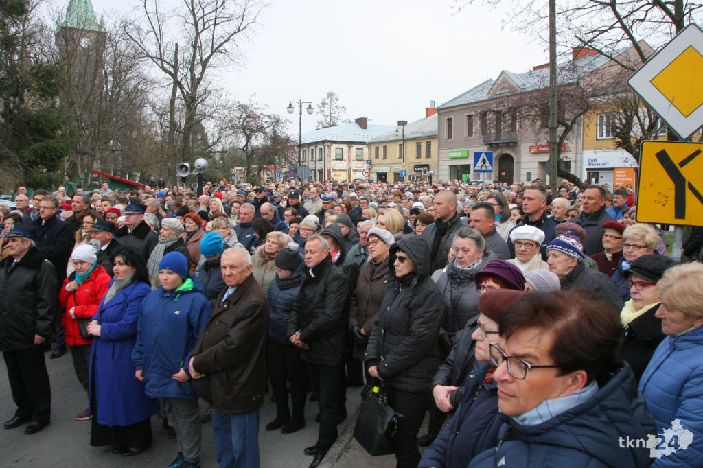 Konecczanie powitali relikwie Krzyża Świętego [fotogaleria]
