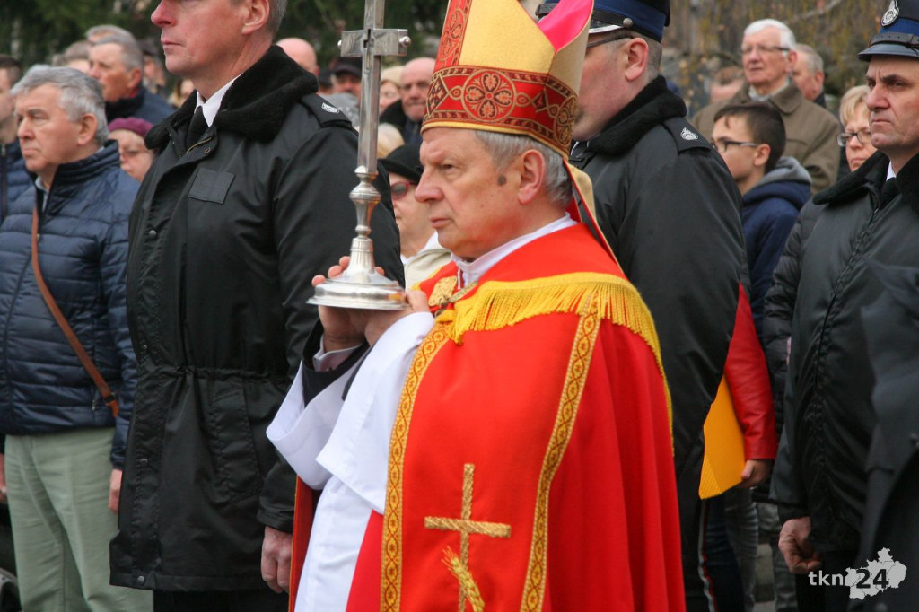 Konecczanie powitali relikwie Krzyża Świętego [fotogaleria]