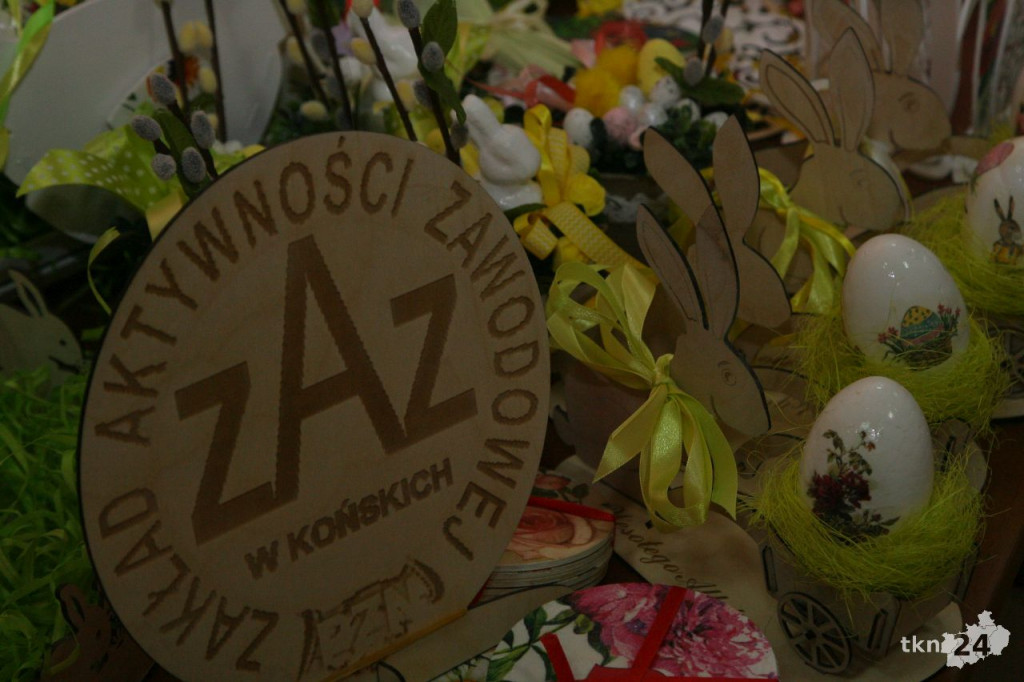 Wielkanocne ozdoby w Domu Kultury. Jeszcze w piątek! [wideo, zdjęcia]