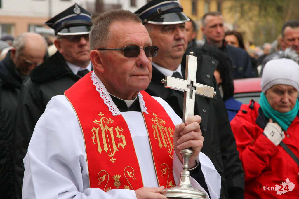 Relacja wideo: Relikwie Krzyża Świętego już w Kolegiacie w Końskich!