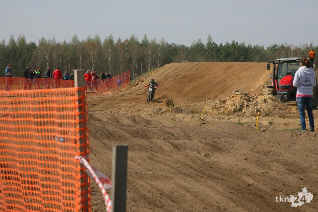 W niedzielę motocykle latały w Przybyszowach [fotorelacja]