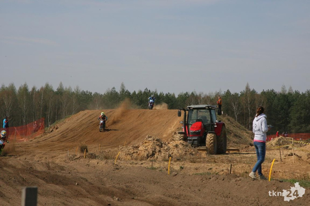 W niedzielę motocykle latały w Przybyszowach [fotorelacja]