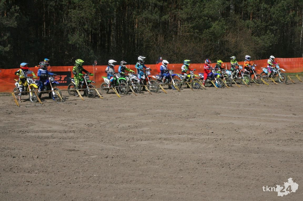 W niedzielę motocykle latały w Przybyszowach [fotorelacja]