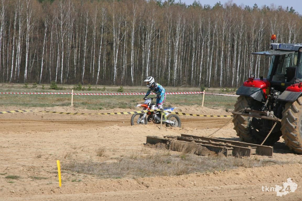 W niedzielę motocykle latały w Przybyszowach [fotorelacja]