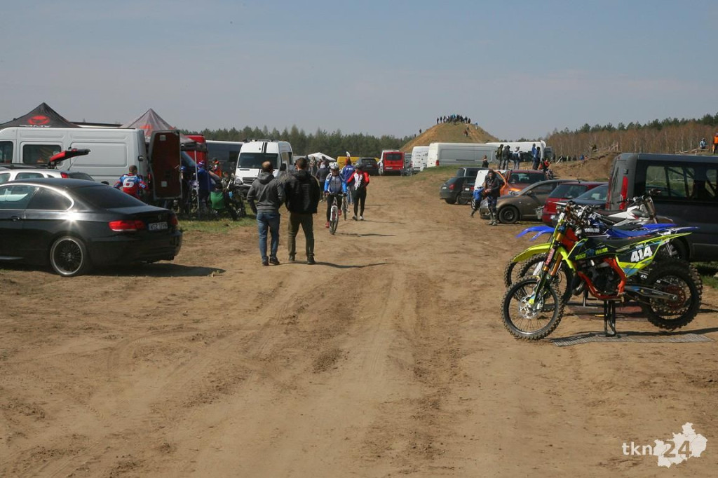 W niedzielę motocykle latały w Przybyszowach [fotorelacja]