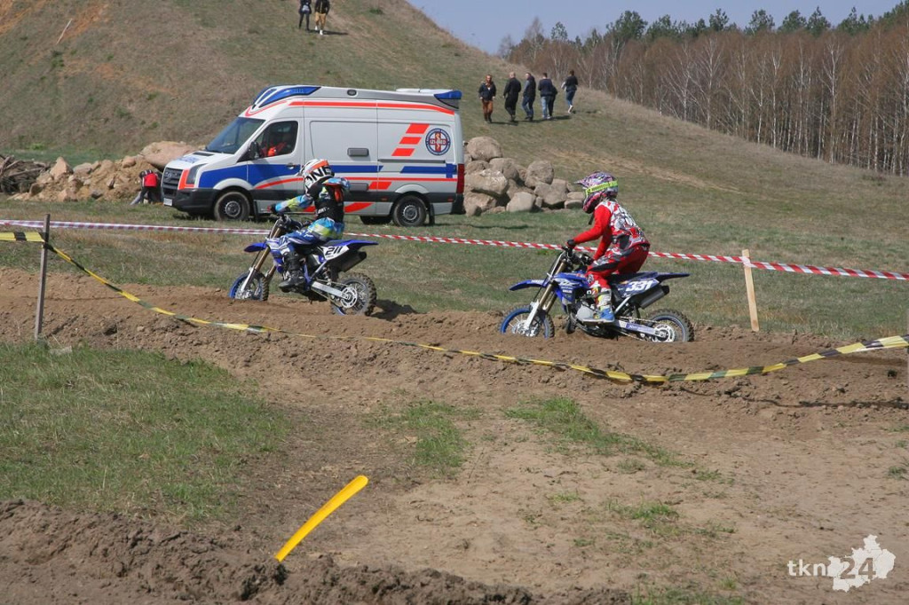 Relacja wideo: Zawody motocrossowe w Przybyszowach