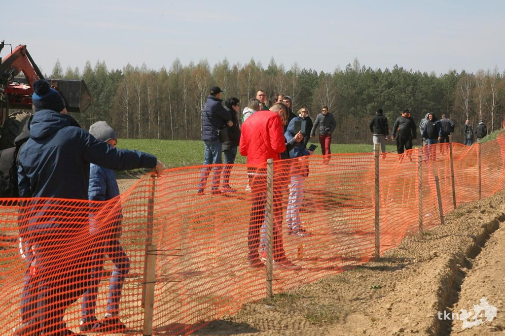 Relacja wideo: Zawody motocrossowe w Przybyszowach