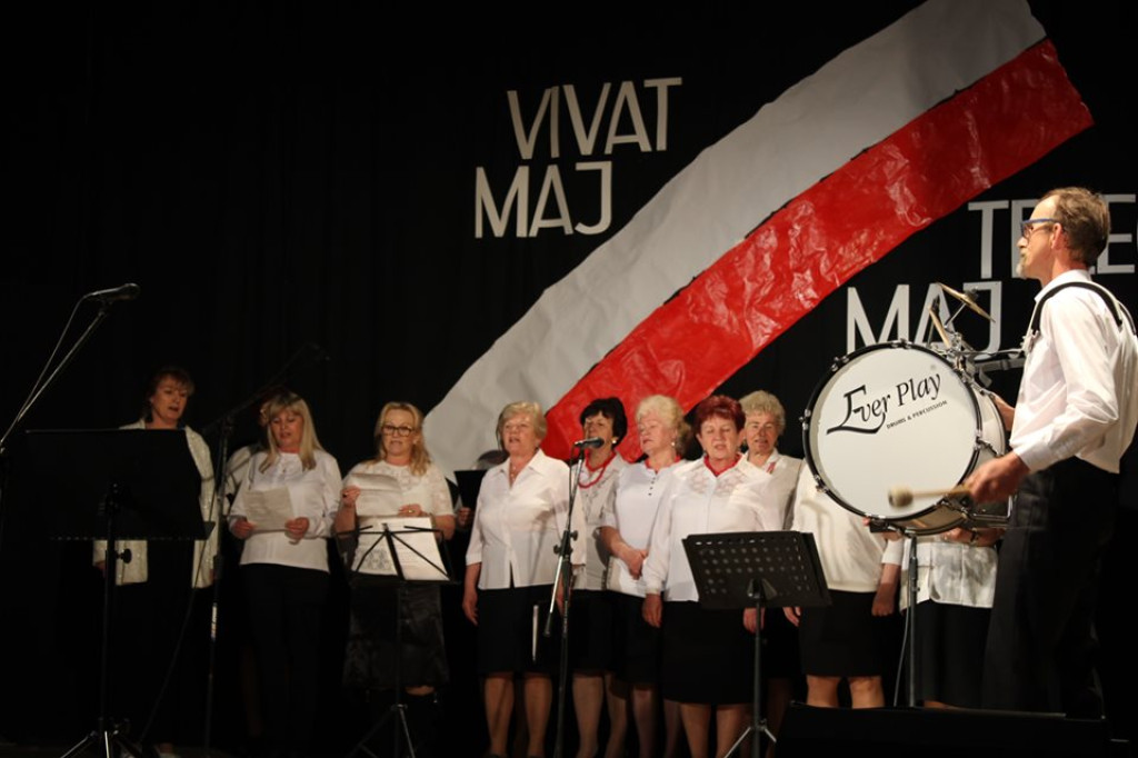 Uroczystości 3 Maja w Stąporkowie [zdjęcia]