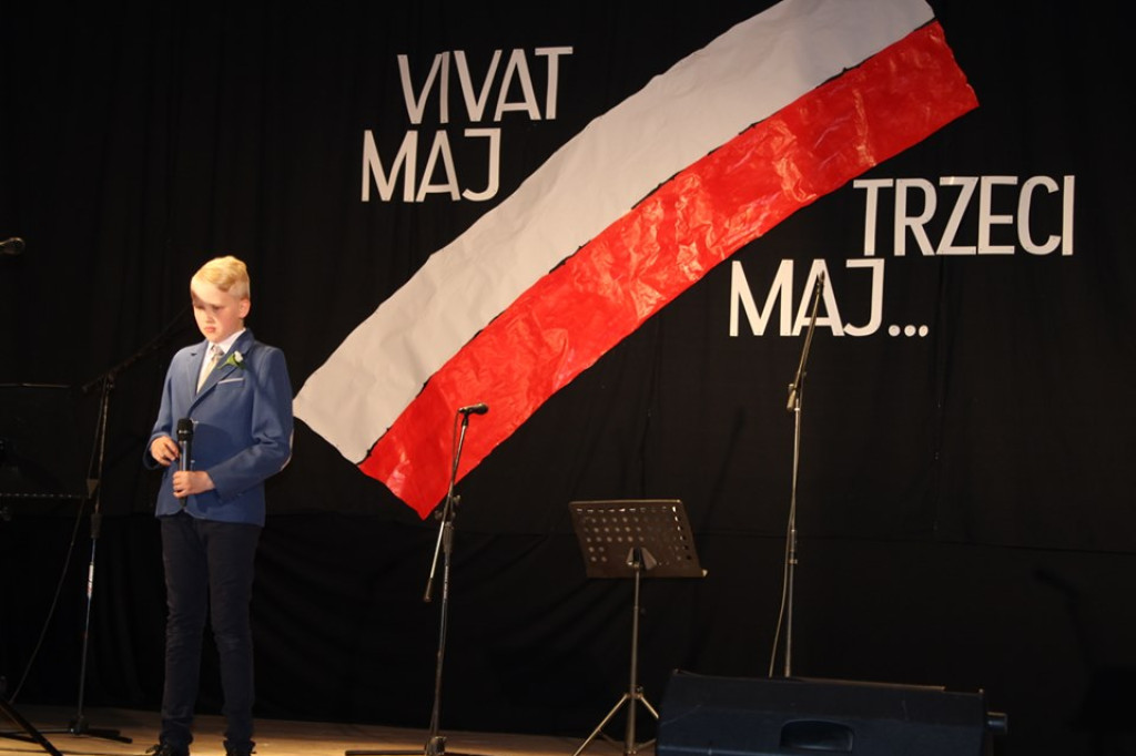 Uroczystości 3 Maja w Stąporkowie [zdjęcia]