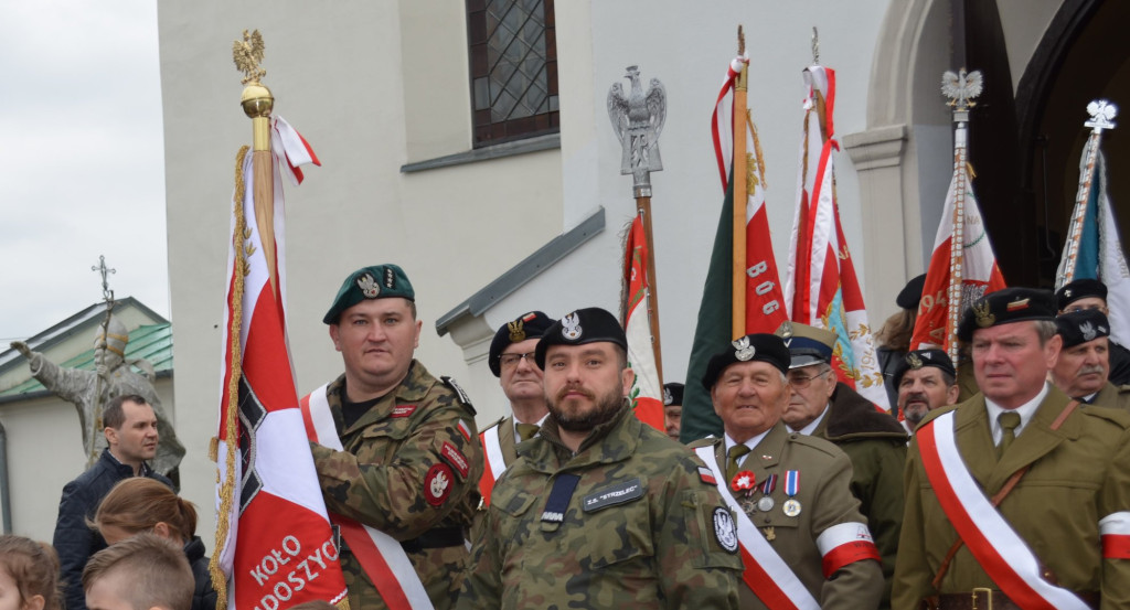 Radoszyce: Msza święta i spotkanie pod pomnikiem na 3 Maja [zdjęcia]