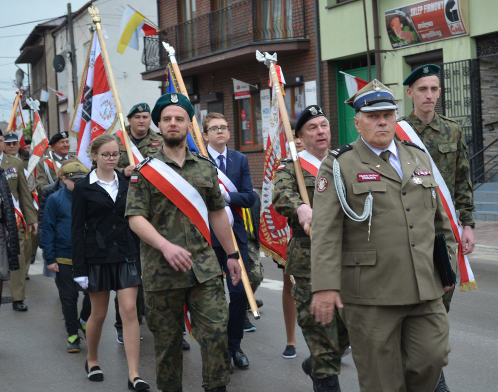 Radoszyce: Msza święta i spotkanie pod pomnikiem na 3 Maja [zdjęcia]
