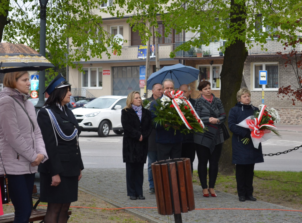 Radoszyce: Msza święta i spotkanie pod pomnikiem na 3 Maja [zdjęcia]