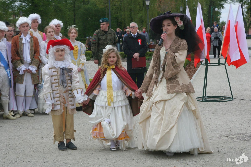 Podniosłe obchody 3 Maja w Końskich [fotorelacja]
