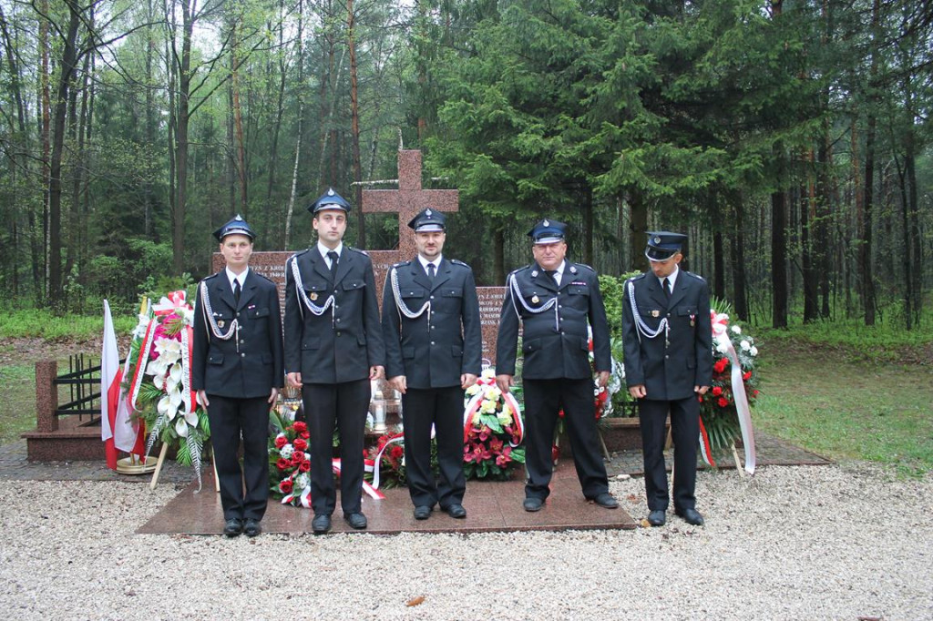 Uczcili 79. rocznicę pacyfikacji Królewca i Adamowa [zdjęcia]