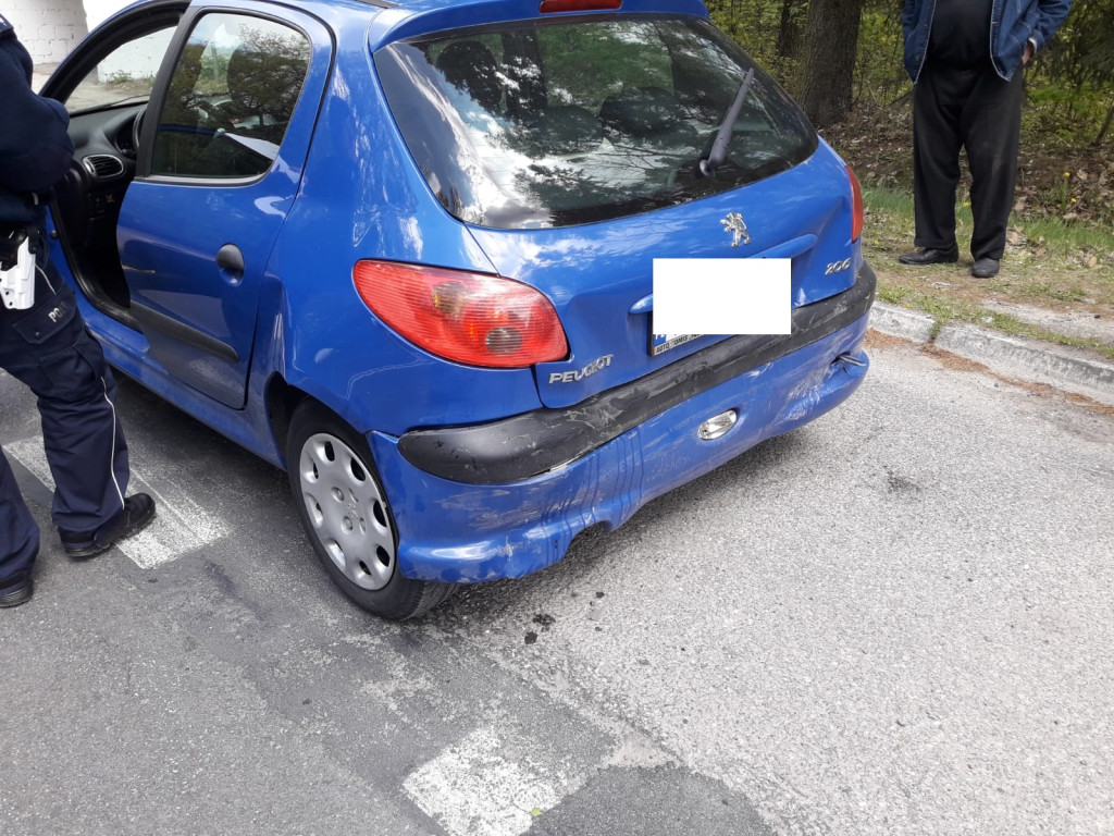 Wypadek w Bębnowie. Jedna osoba w szpitalu [zdjęcia]