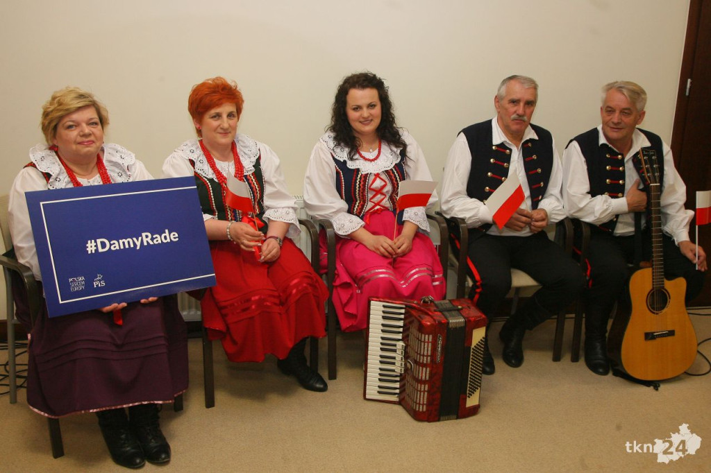 Beata Szydło w Końskich. Zobaczcie mnóstwo zdjęć