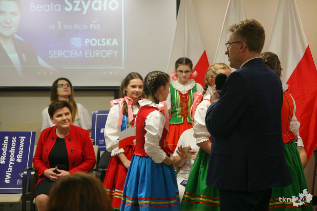 Beata Szydło w Końskich. Zobaczcie mnóstwo zdjęć