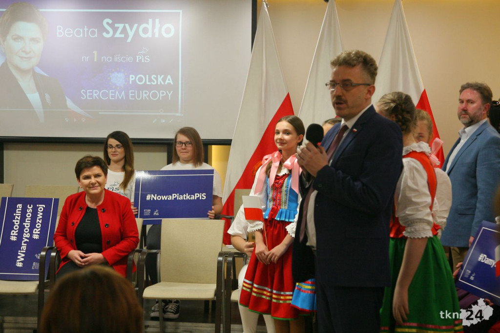 Beata Szydło w Końskich. Zobaczcie mnóstwo zdjęć