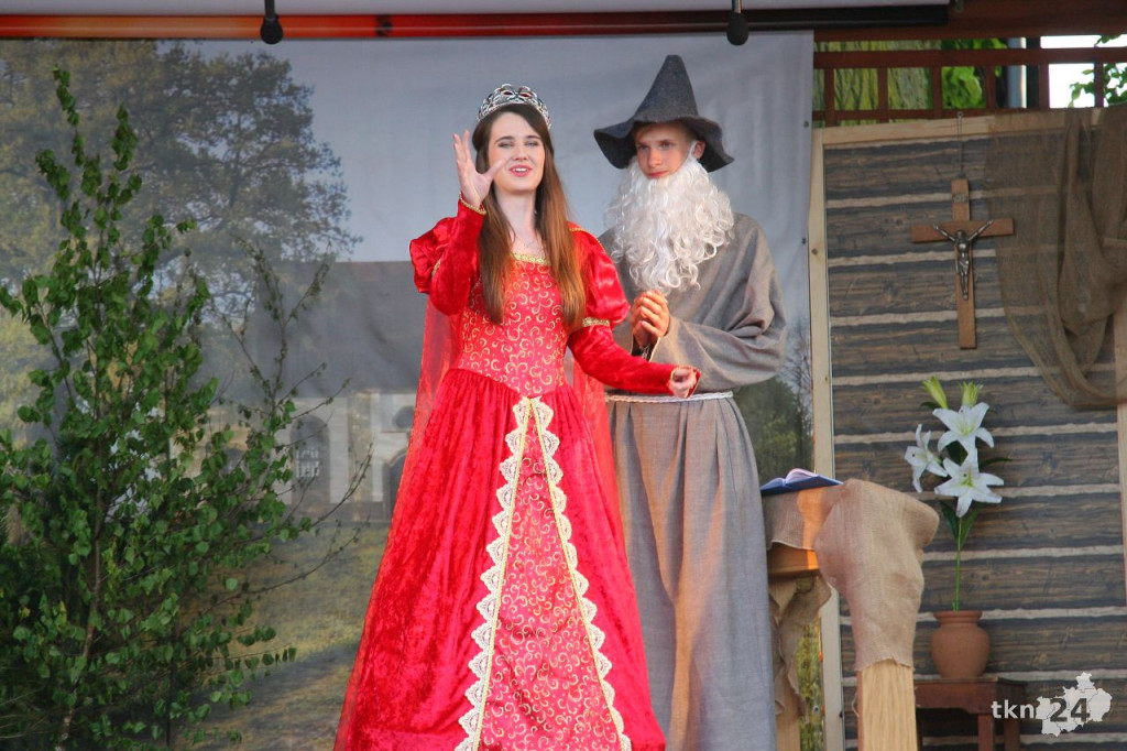 Magiczny wieczór w Lipie. `Teatr pod Lipami` znów zachwycił! [fotorelacja]