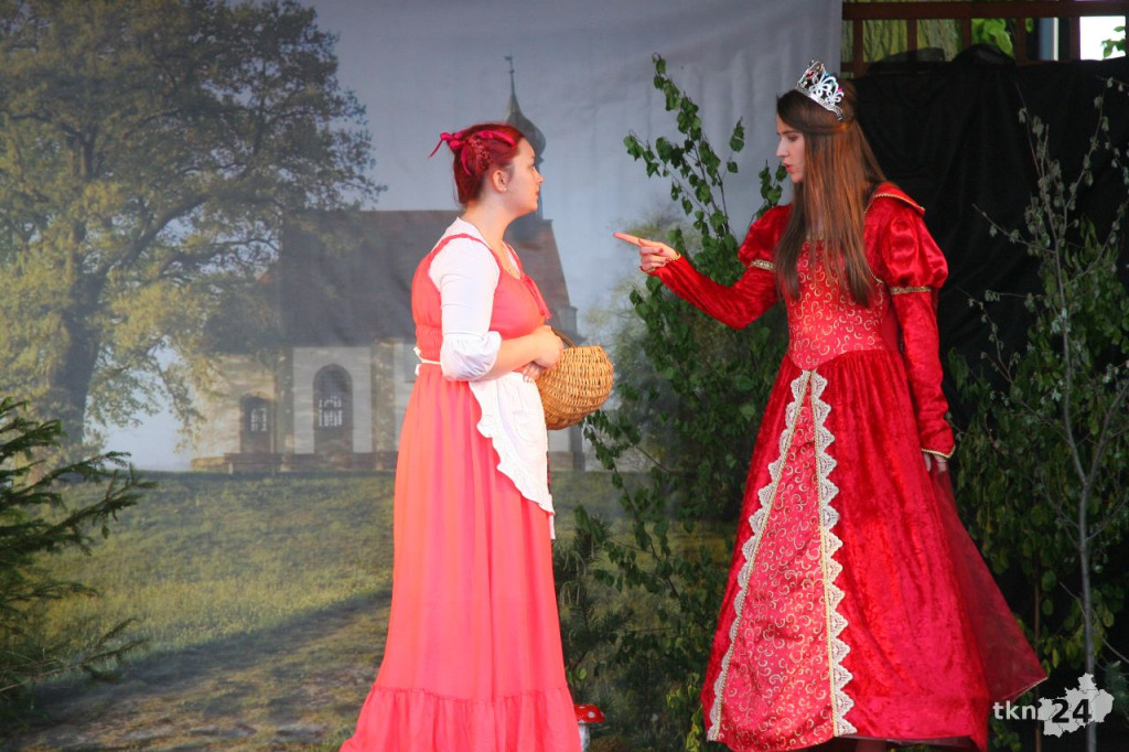 Magiczny wieczór w Lipie. `Teatr pod Lipami` znów zachwycił! [fotorelacja]