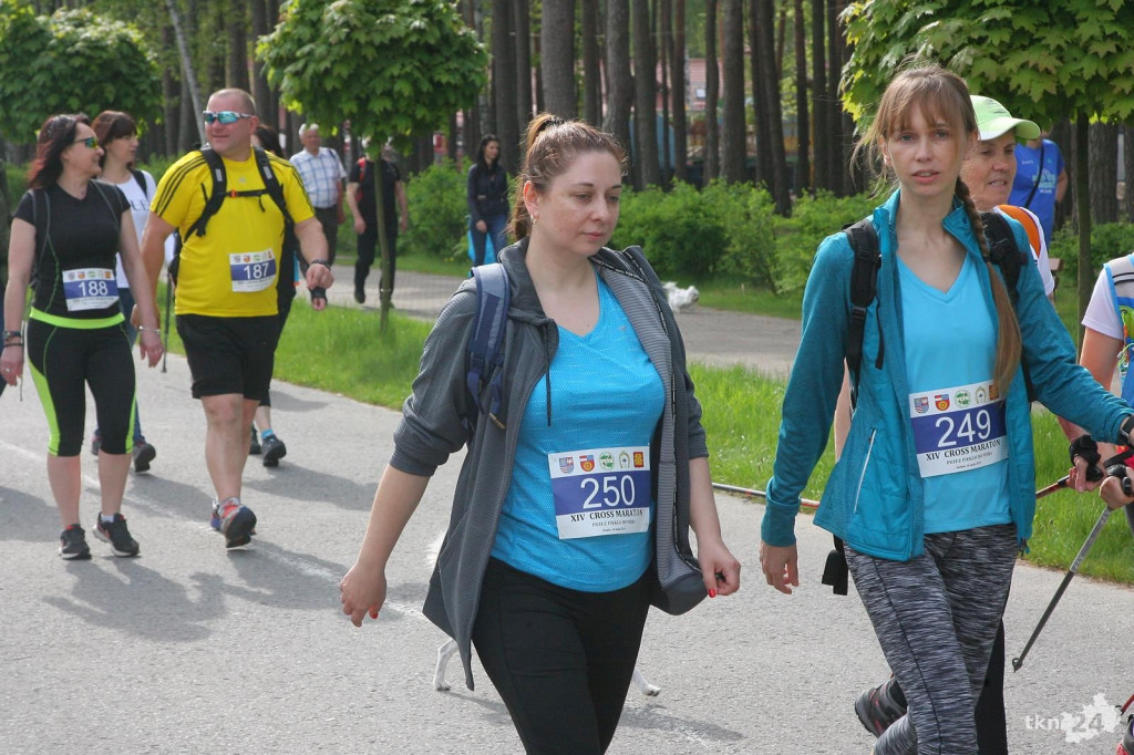 Ponad 230 osób na starcie XIV Cross Maratonu [zdjęcia]