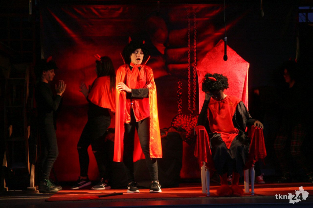 Magiczny wieczór w Lipie. `Teatr pod Lipami` znów zachwycił! [fotorelacja]