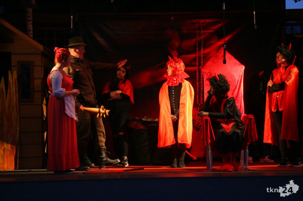 Magiczny wieczór w Lipie. `Teatr pod Lipami` znów zachwycił! [fotorelacja]