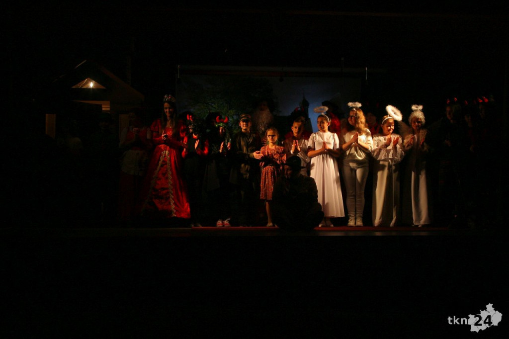 Magiczny wieczór w Lipie. `Teatr pod Lipami` znów zachwycił! [fotorelacja]