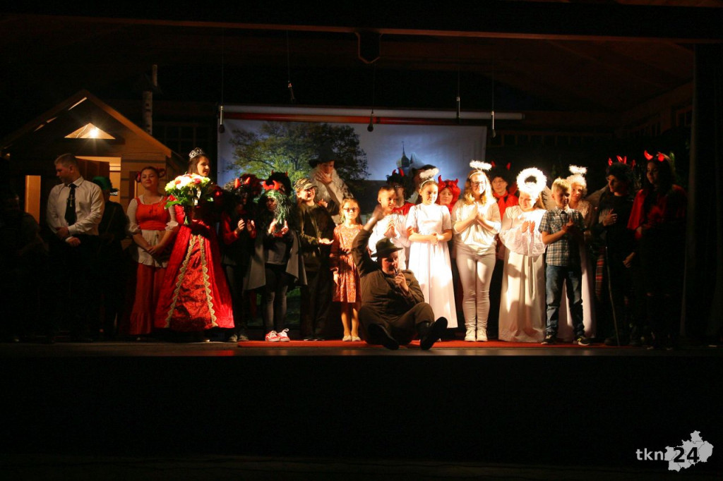 Magiczny wieczór w Lipie. `Teatr pod Lipami` znów zachwycił! [fotorelacja]