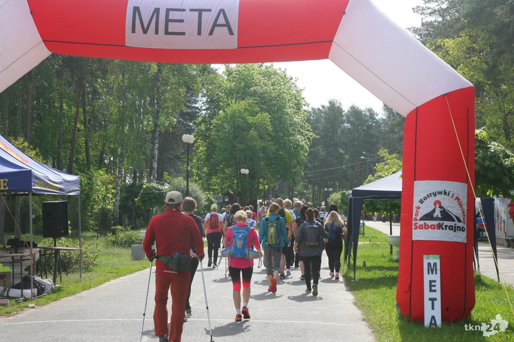 Ponad 230 osób na starcie XIV Cross Maratonu [zdjęcia]