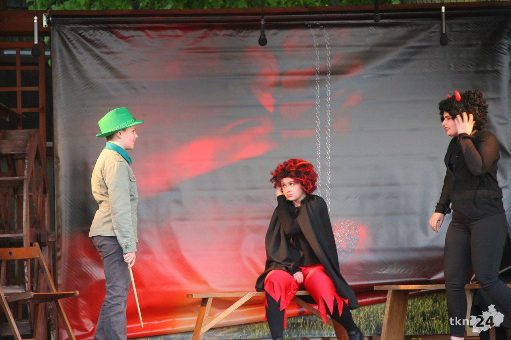 Relacja wideo: Kolejna premiera `Teatru pod Lipami`