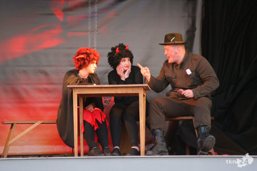 Relacja wideo: Kolejna premiera `Teatru pod Lipami`
