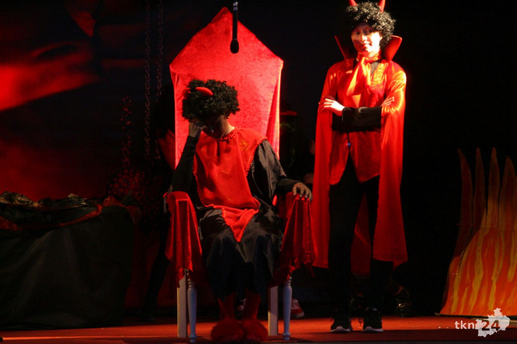 Relacja wideo: Kolejna premiera `Teatru pod Lipami`