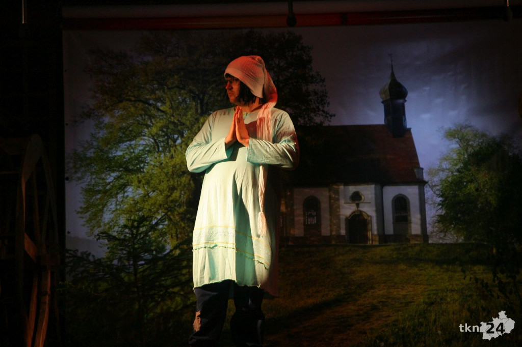 Relacja wideo: Kolejna premiera `Teatru pod Lipami`