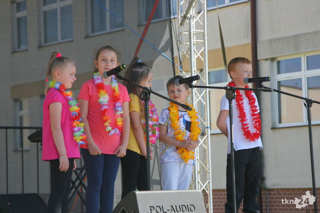 Doskonała zabawa na Dzień Dziecka w Gowarczowie [wideo, zdjęcia]
