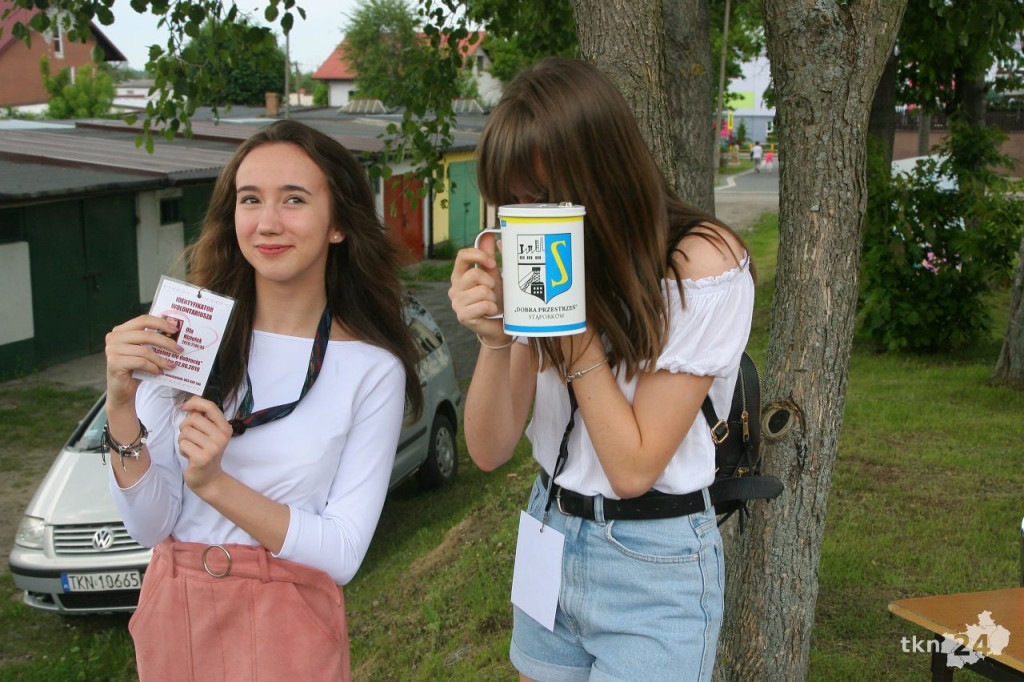 Mimo deszczu dobra zabawa na Dniu Dziecka w Stąporkowie [wideo, zdjęcia]