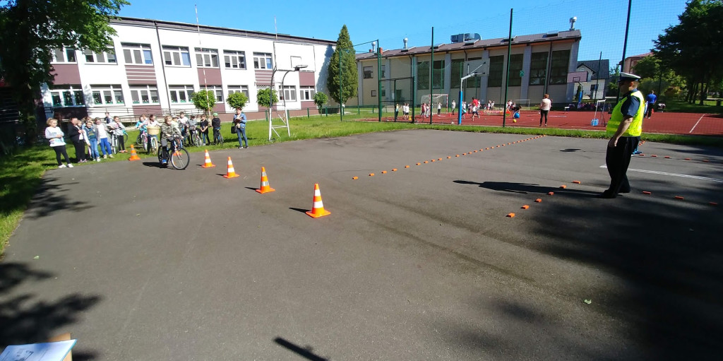 Zdrowy i sportowy dzień dziecka w Kazanowie [zdjęcia]