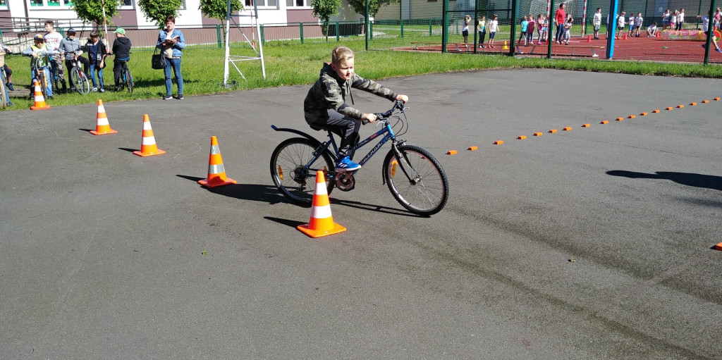 Zdrowy i sportowy dzień dziecka w Kazanowie [zdjęcia]