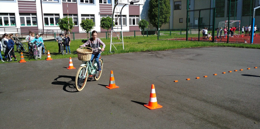 Zdrowy i sportowy dzień dziecka w Kazanowie [zdjęcia]