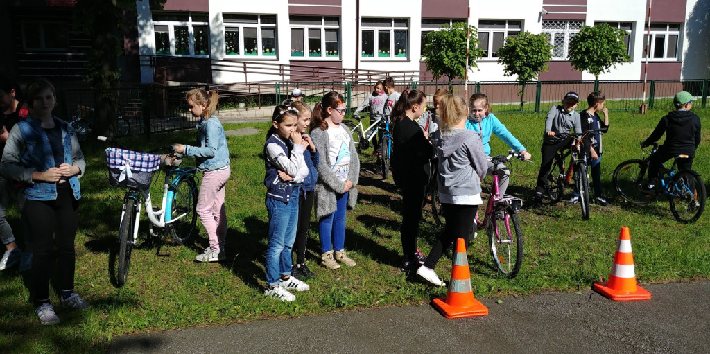 Zdrowy i sportowy dzień dziecka w Kazanowie [zdjęcia]
