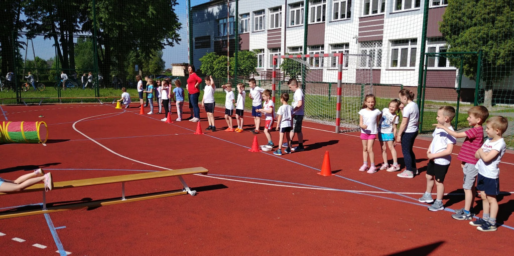 Zdrowy i sportowy dzień dziecka w Kazanowie [zdjęcia]