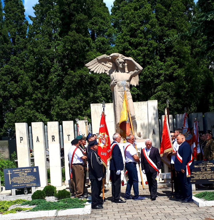75 lat temu oddział AK rozbił więzienie w Końskich [zdjęcia]
