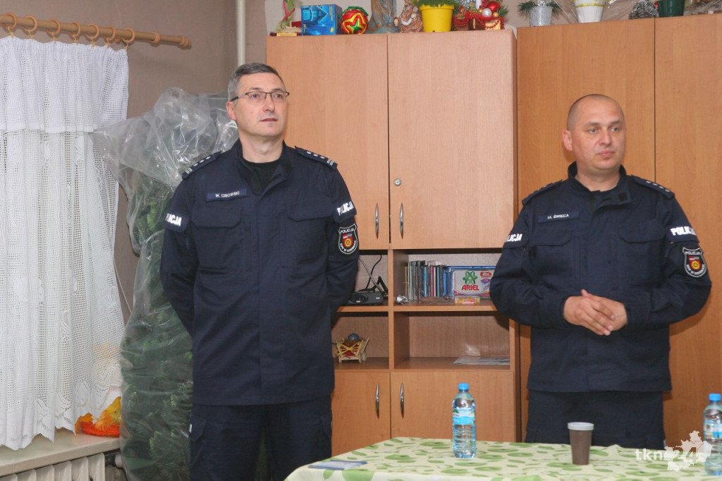 Policjanci debatują o bezpieczeństwie. W Lipie powstanie posterunek? [wideo, zdjęcia]
